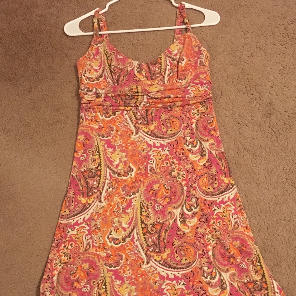 Ann Taylor Loft size 0 dress. Worn a few times.